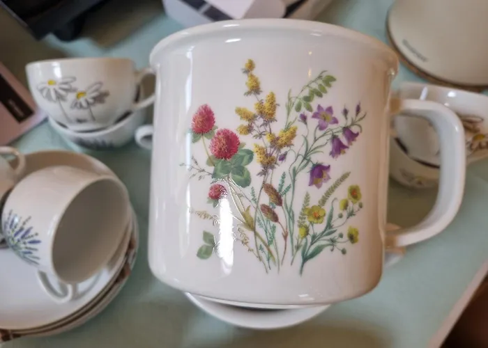 02 Jurta Hnědá V Jablečném Sadu *