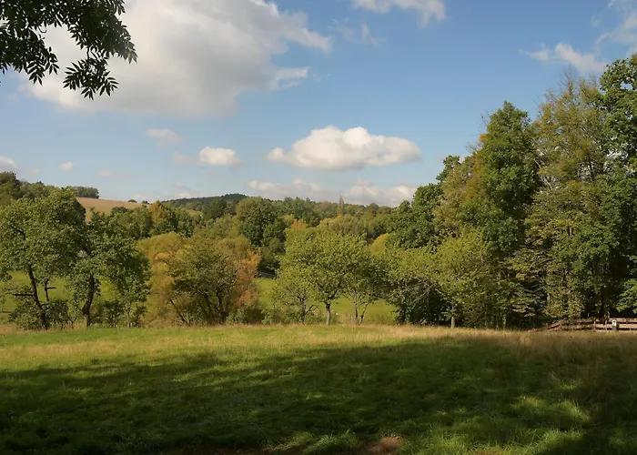 02 Jurta Hnědá V Jablečném Sadu